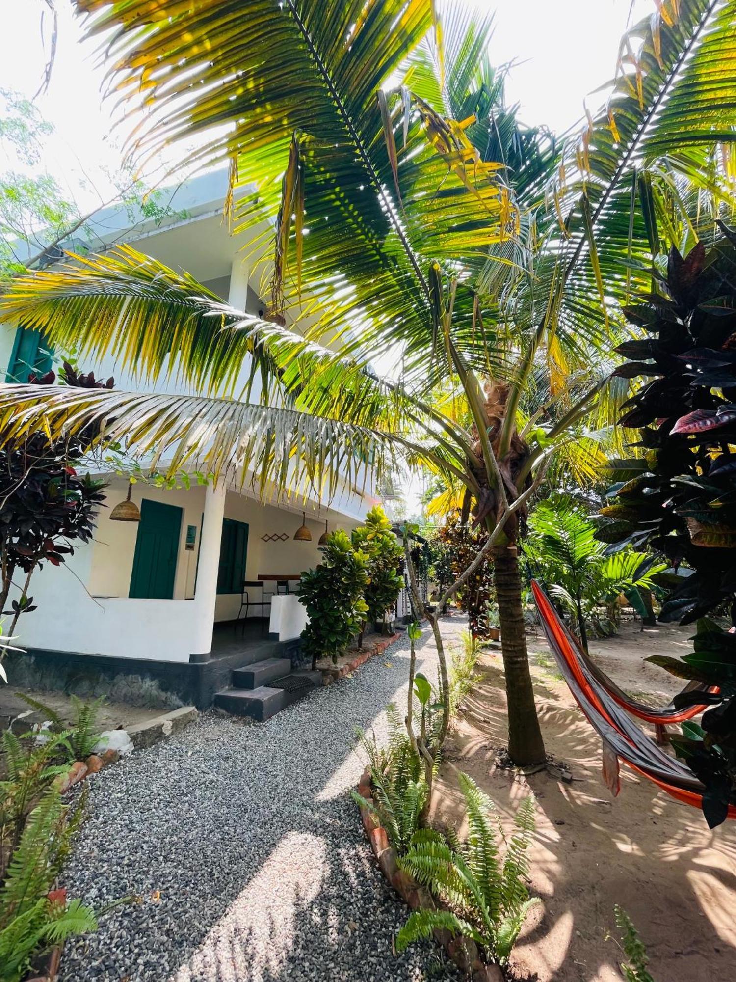 Cliff & Coral Hostel Varkala Εξωτερικό φωτογραφία